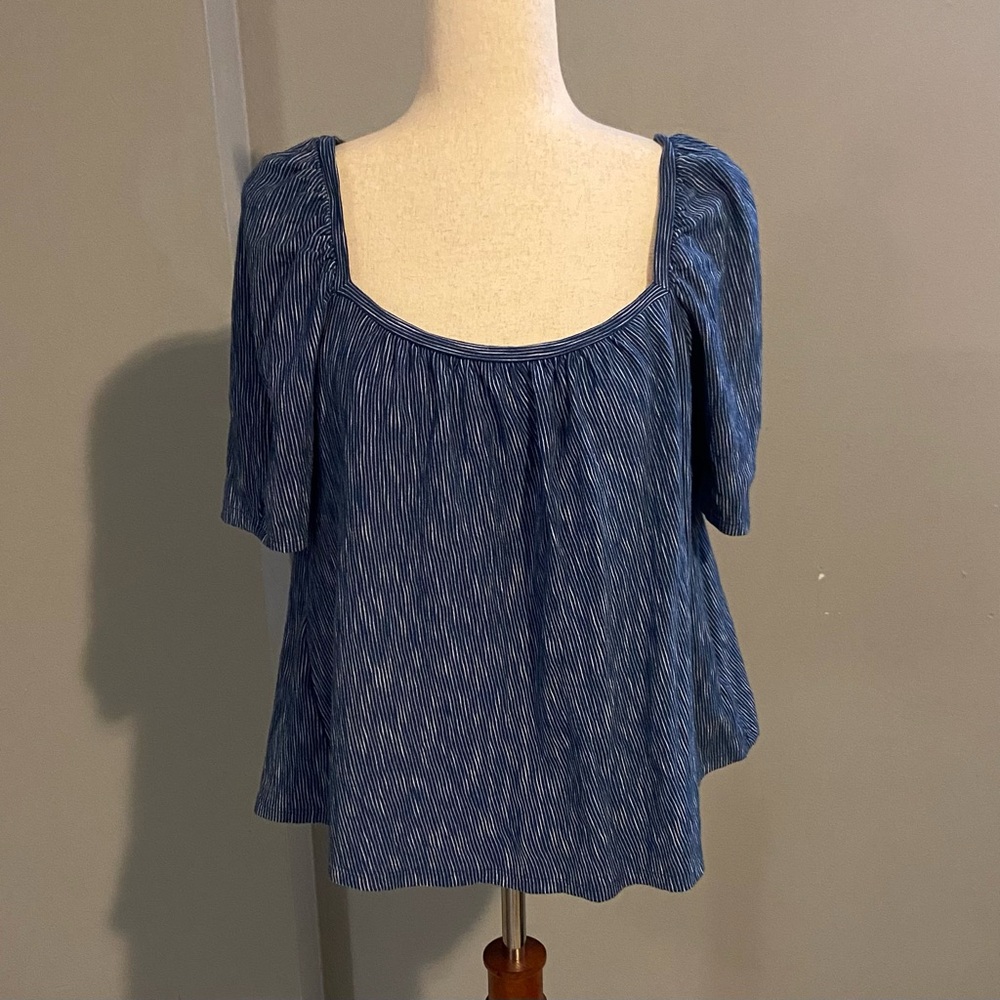 Puffed Sleeve Top from Anthropologie - XS